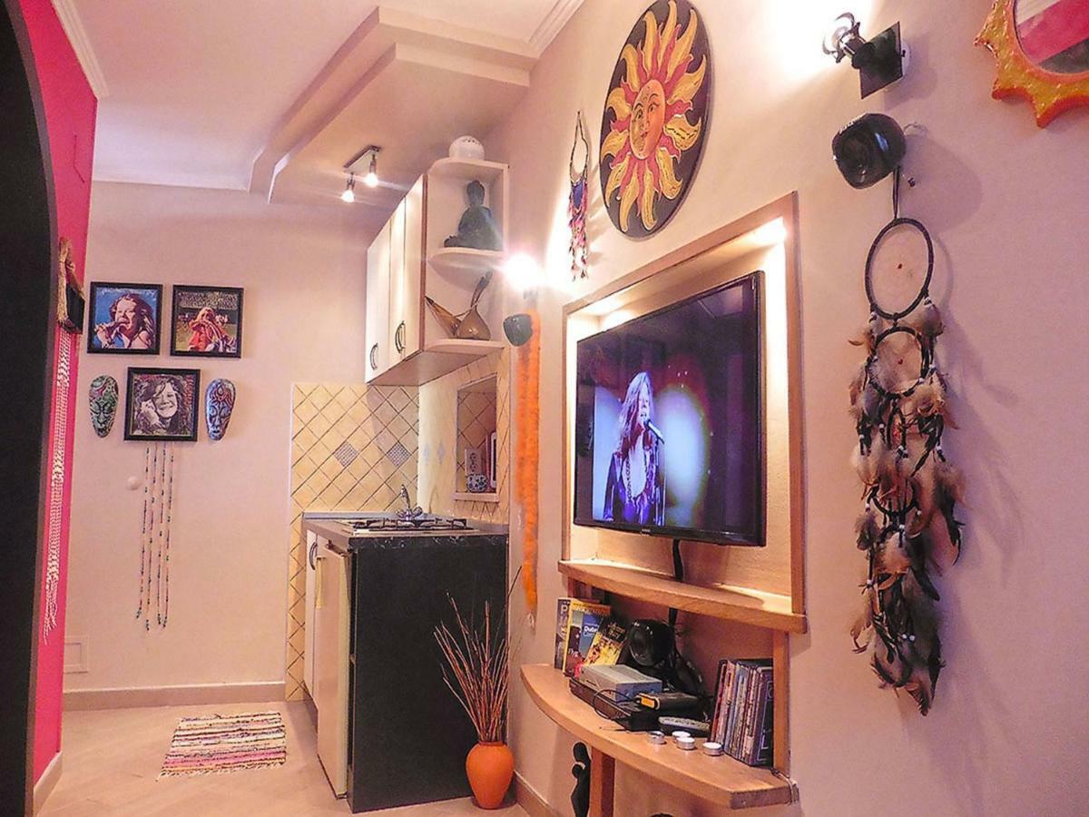 Rock Palace *