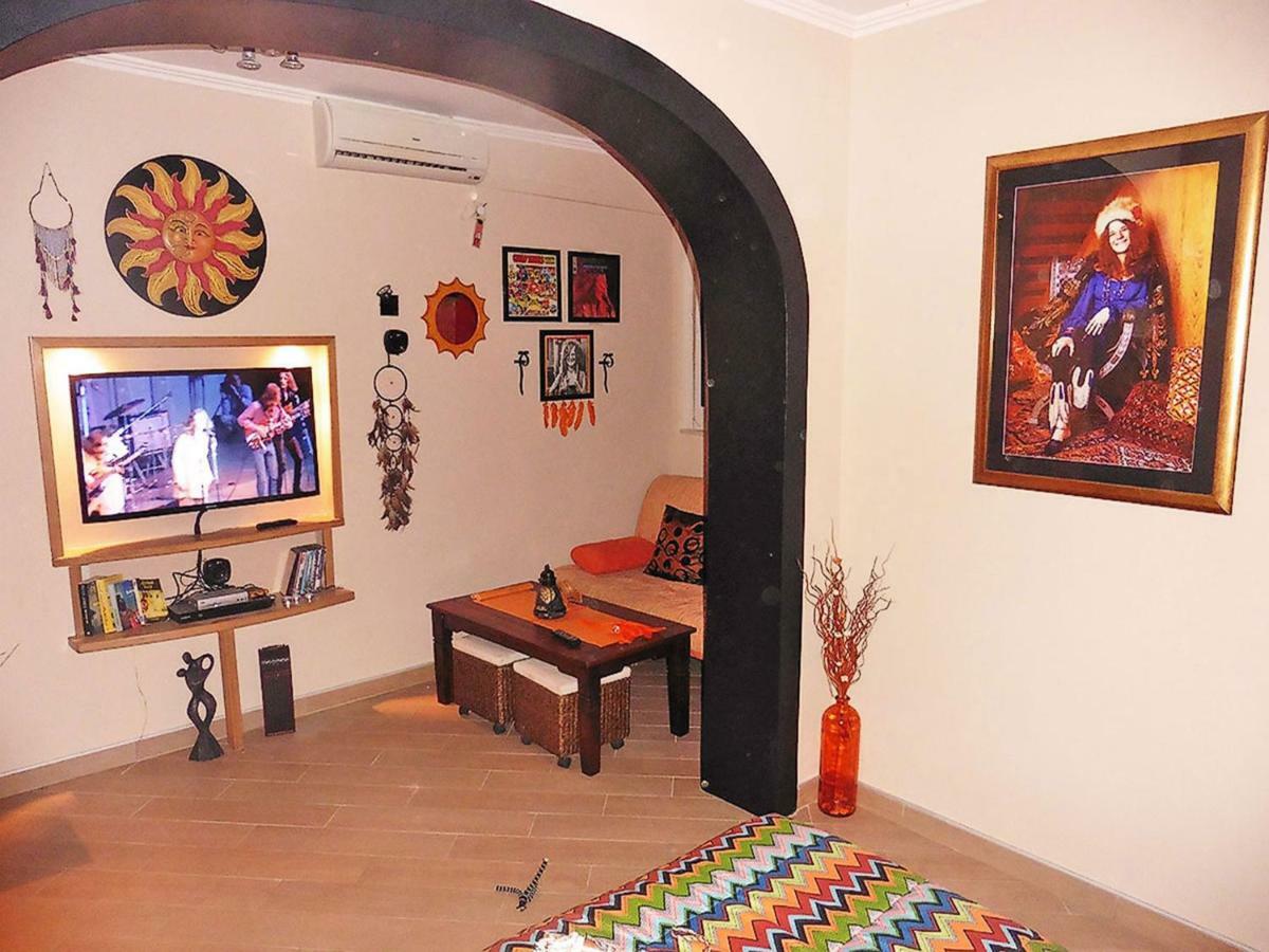 Rock Palace *