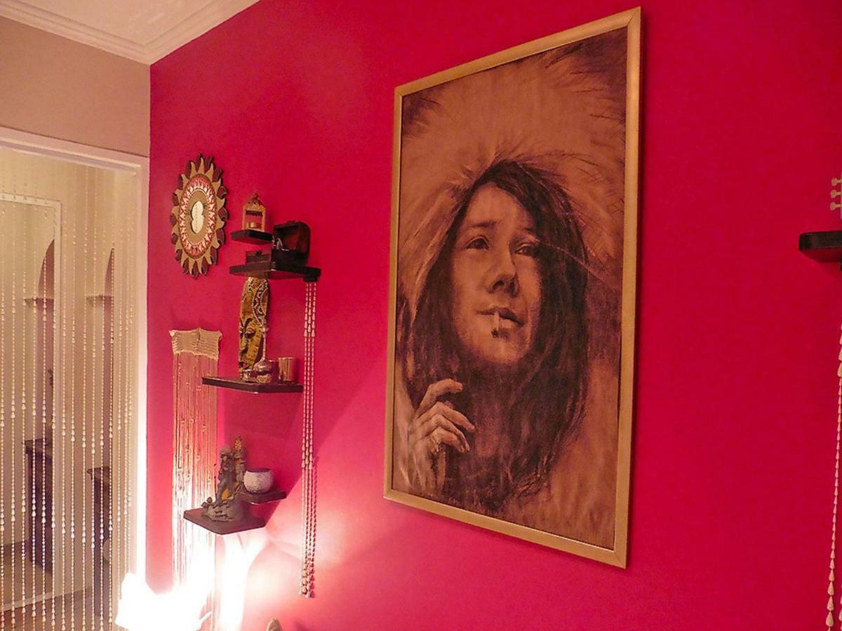 Apartment Rock Palace