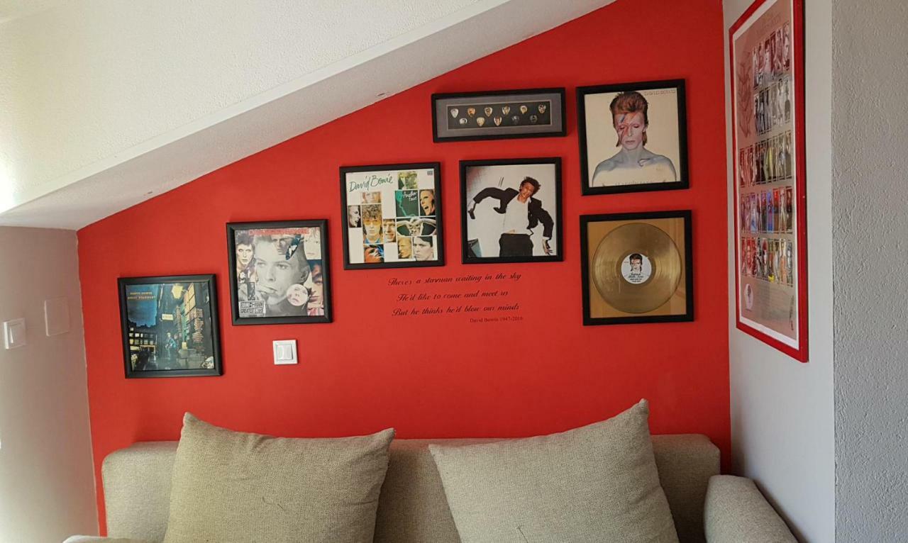 Rock Palace Apartment